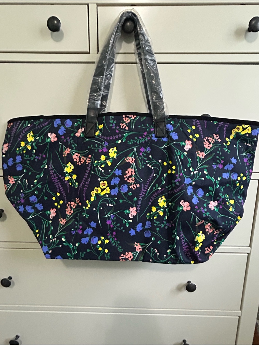Victoria's Secret Floral Black Tote Bag - Picture 2 of 4